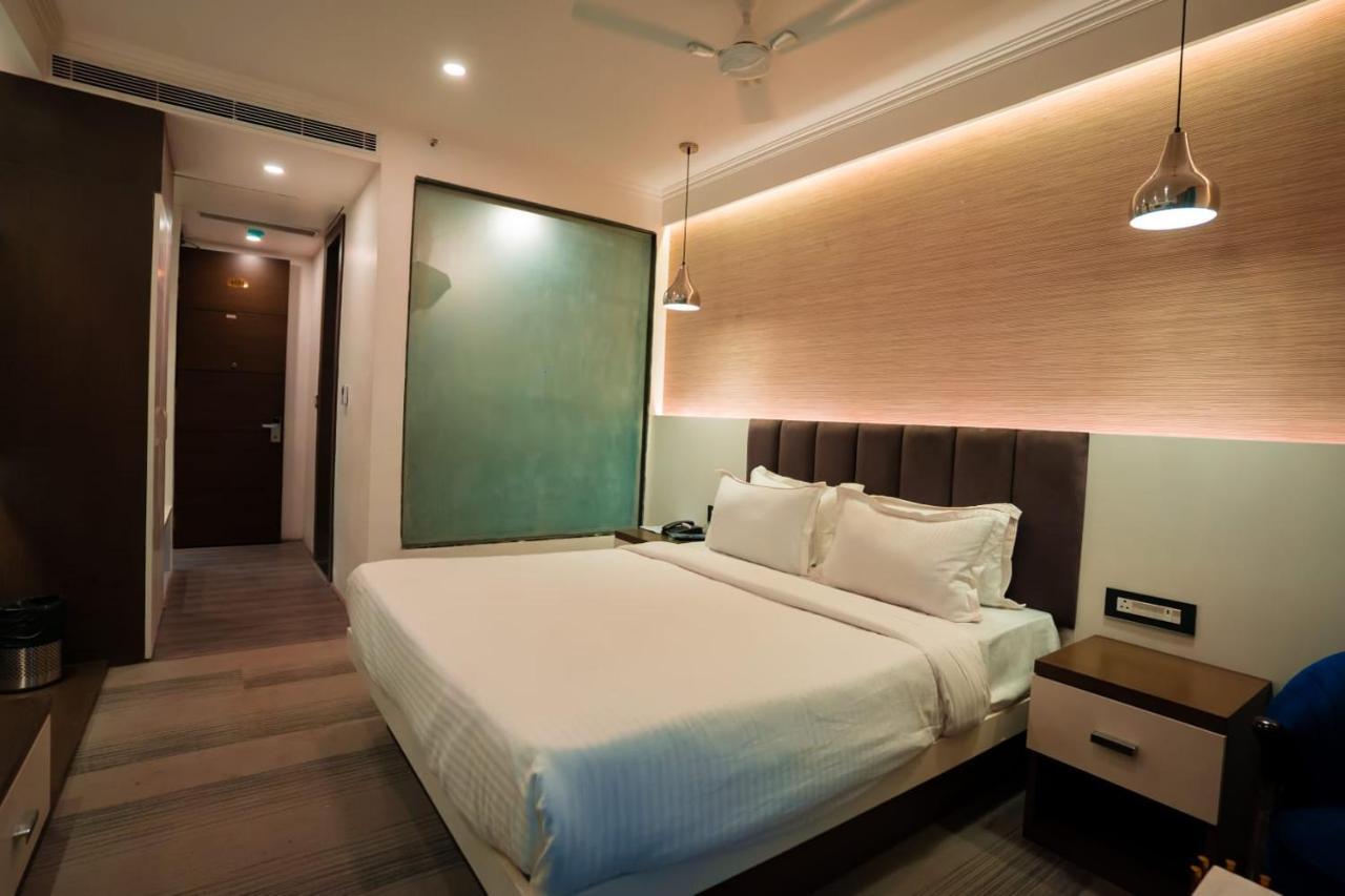 Kashi Pride Varanasi Exterior photo